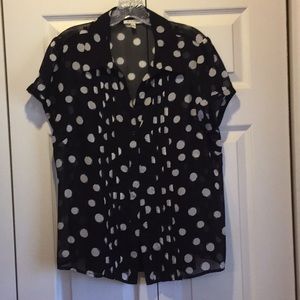BARGAIN BUY!! Feminine blouse, like new!